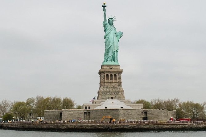 New York City Skyline and Statue of Liberty Cruise