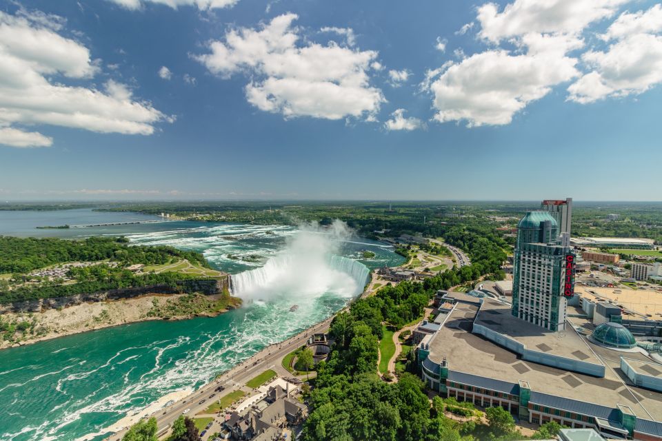 1 niagara falls canada skylon tower observation deck ticket Niagara Falls, Canada: Skylon Tower Observation Deck Ticket