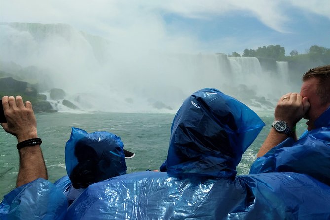 Niagara Falls Canadian Side Tour and Maid of the Mist Boat Ride Option
