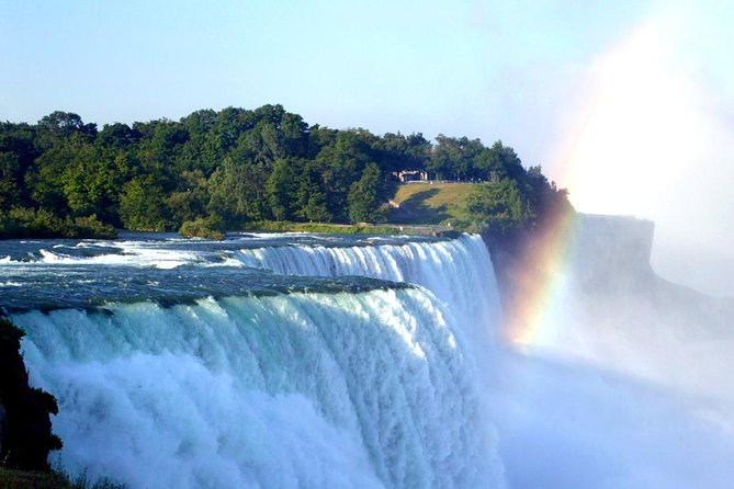 Niagara Falls Day Tour From Toronto With Boat Ride & Winery Stop