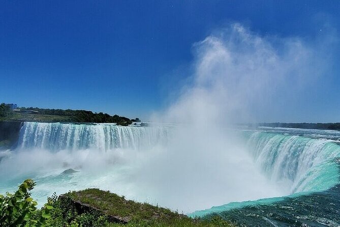 Niagara Falls Day Tour From Toronto With Winery and Niagara on the Lake Stop
