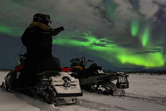Northern Lights at Mt. Ednavaara With 360-Degree Views (Apr )