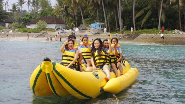 Nusa Penida: Banana Boat Adventure Experience