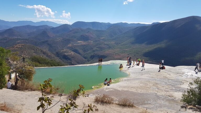 Oaxaca: Hierve El Agua Waterfalls Hiking Tour