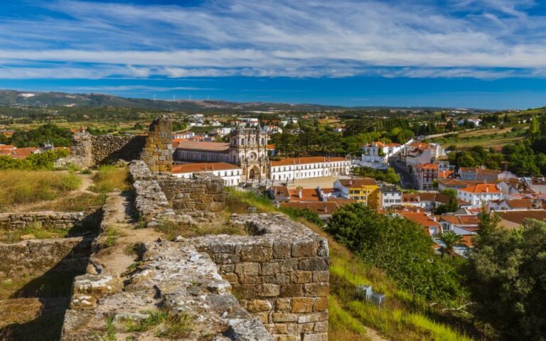 Obidos, Nazare, Alcobaça, and Batalha Full-Day Tour