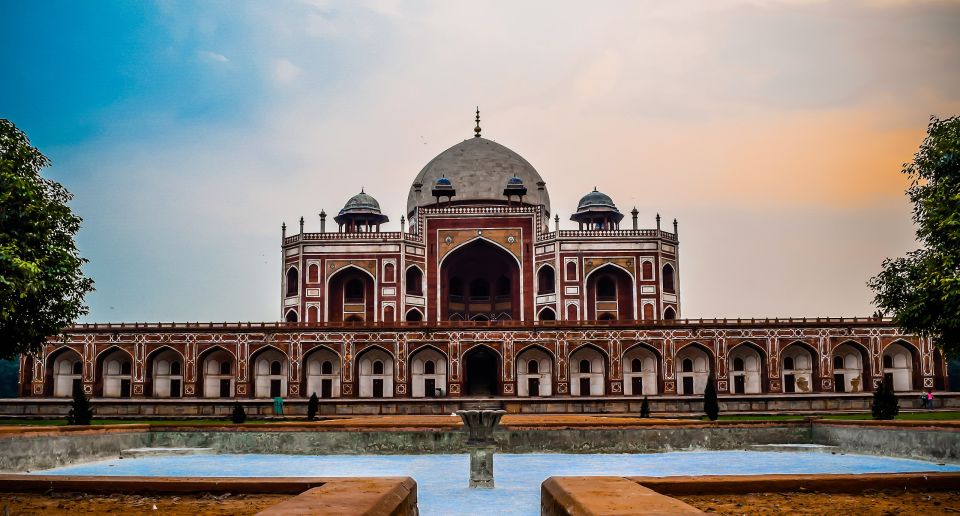 1 old and new delhi city guided tour with entrance fees Old and New Delhi City Guided Tour With Entrance Fees