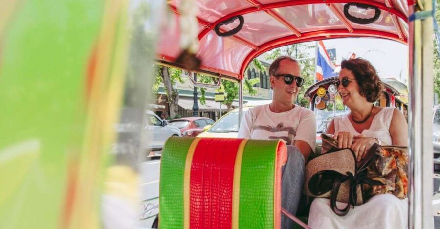 Old Bangkok Temples and Markets by Tuk Tuk