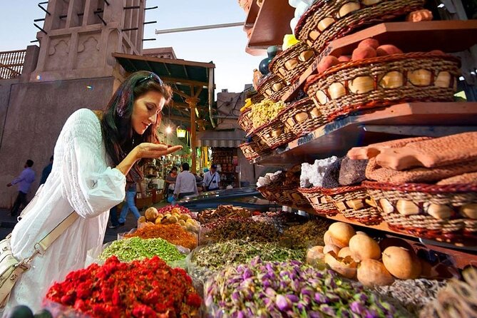 1 old dubai shopping tour textile spice and gold souq Old Dubai Shopping Tour (Textile, Spice and Gold Souq)