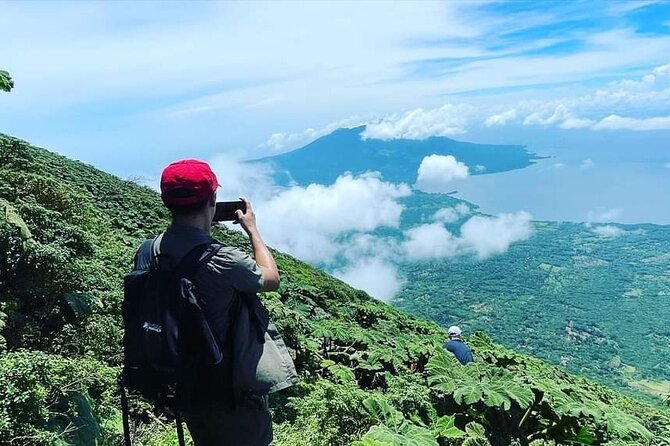 Ometepe Trekking – Volcano Concepcion by Happy Tours