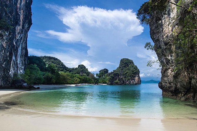 1 one day tour at hong islands by speedboat from krabi One-Day Tour at Hong Islands by Speedboat From Krabi
