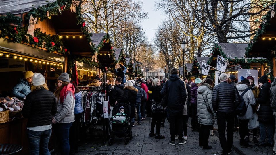 1 oslo city highlights christmas walking tour Oslo: City Highlights Christmas Walking Tour