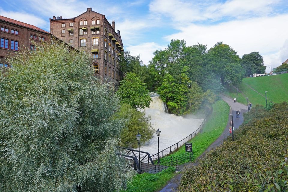 1 oslo city walks historic river walk 2 Oslo City Walks: Historic River Walk