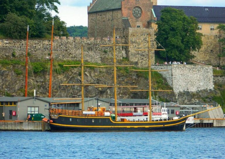 Oslo: Oslofjord Cruise With Seafood Dinner