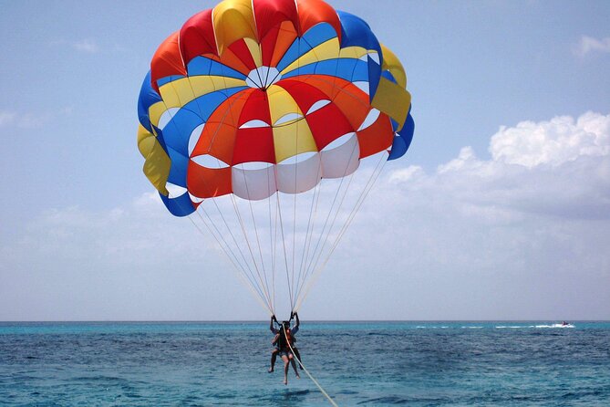 Paradise Island With Water Sports and Lunch Sea Trip, Parasailing – Hurghada