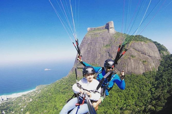 Paragliding Flight in Pedra Bonita//São Conrado/RJ