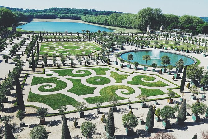 Paris Versailles Exclusive Guided Tour With Gardens Access