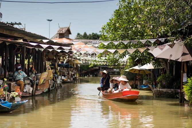 Pattaya Floating Market With Free Landmarks City Tour