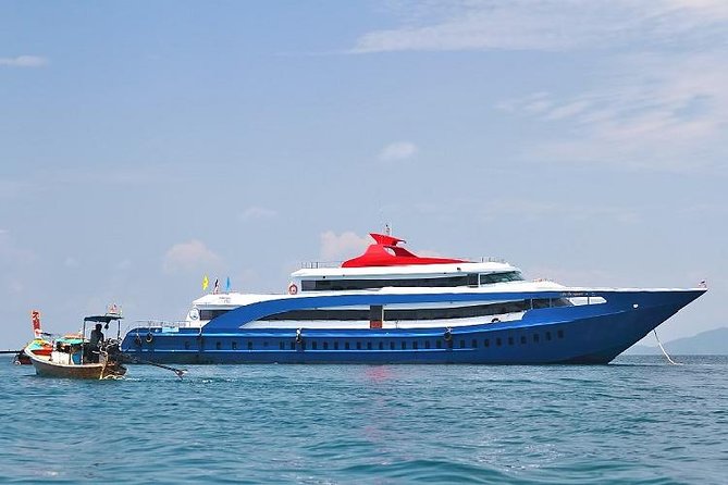 Phi Phi Island Tour by Big Boat by Royal Jet Cruiser (First Class)