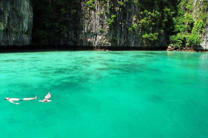 1 phi phi islands earlybird Phi Phi Islands - Earlybird