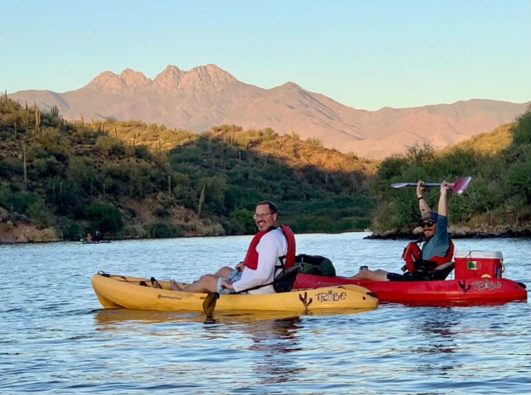 Phoenix/Mesa: Guided Kayaking Trip on Saguaro Lake
