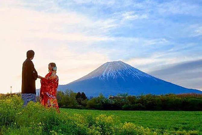 1 photo wedding at the most beautiful mt fuji by professionals Photo Wedding at the Most Beautiful Mt. Fuji by Professionals