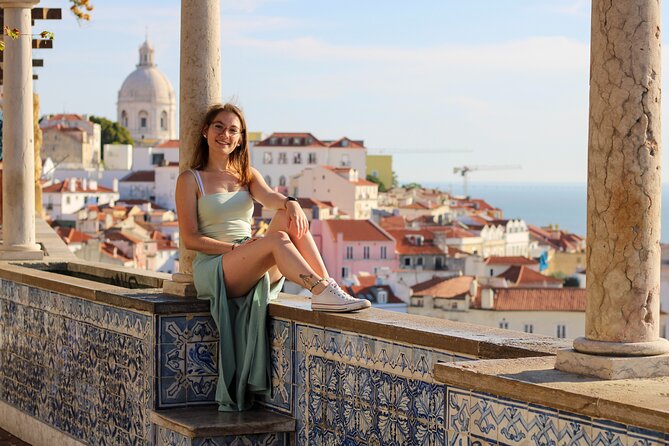 Photoshoot With a Local Professional Photographer in Lisbon