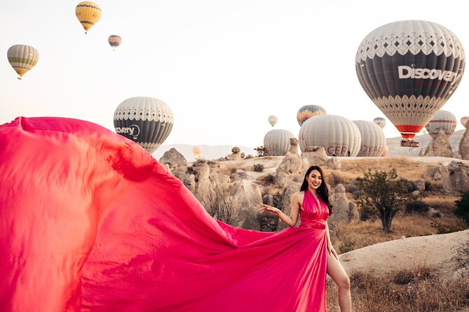 1 photoshoot with balloons in cappadocia Photoshoot With Balloons in Cappadocia