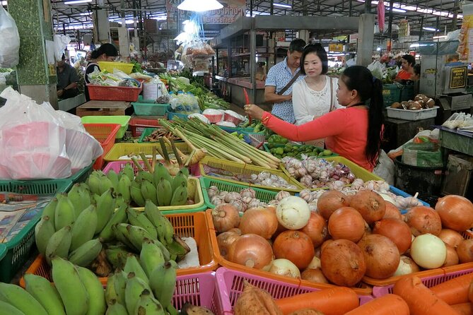 Phuket Cooking Course Half Day Class and Market Tour