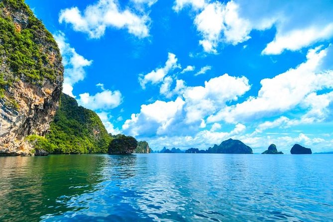 Phuket : James Bond Island & Hong Island (Phang Nga) Canoeing by Speedboat Trip