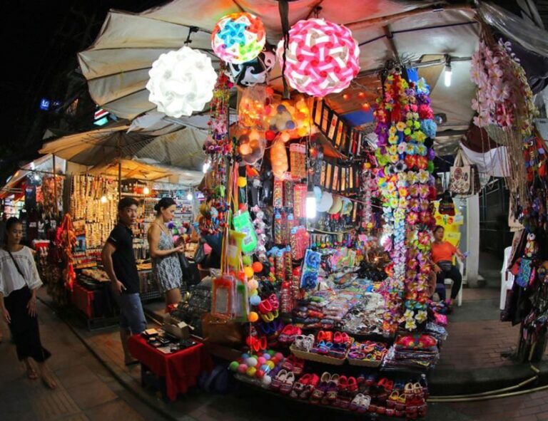 Phuket Night Market – Fully Customized Tour