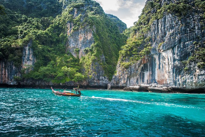 Phuket: Phi Phi Islands Daytime Delight