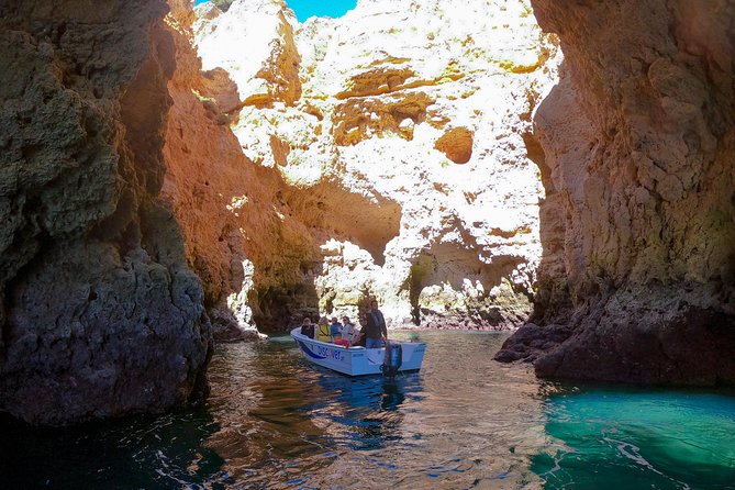 Ponta Da Piedade Cruise to Caves and Beaches With Local Guide