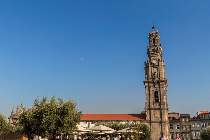 Porto Combo: Tuk-Tuk City Tour and Douro River Cruise