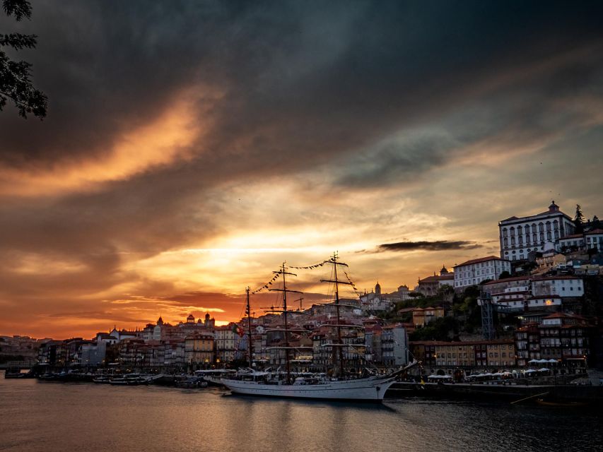 Porto: Private Half Day Walking Tour With Photos - Tour Highlights