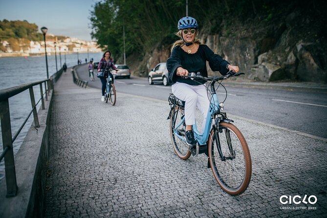 Porto Private Half- or Full-Day E-Bike Rental Service