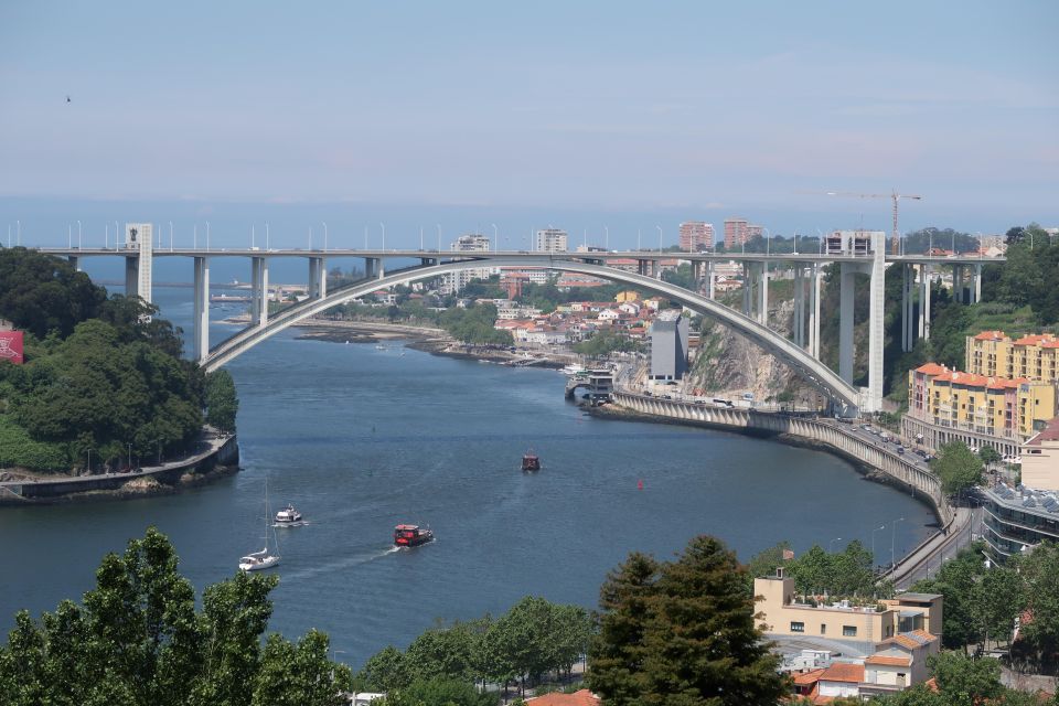 1 porto self guided bike and boat tour with port wine tasting Porto: Self-Guided Bike and Boat Tour With Port Wine Tasting