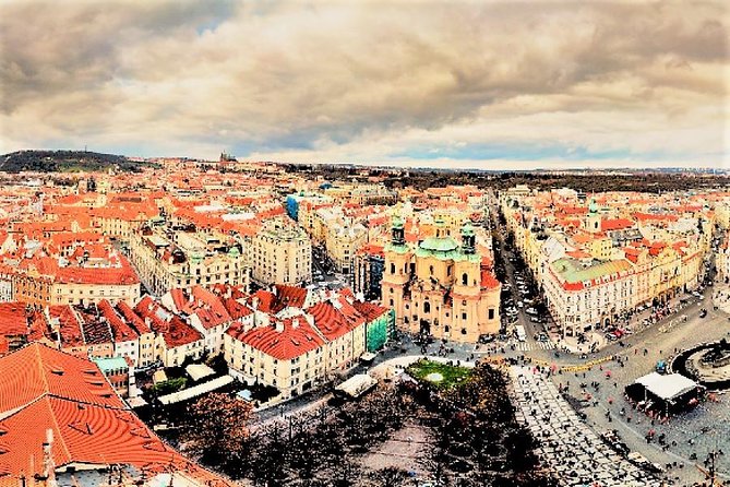 Prague Fairytale Tour: Old Town and Castle Private Tour