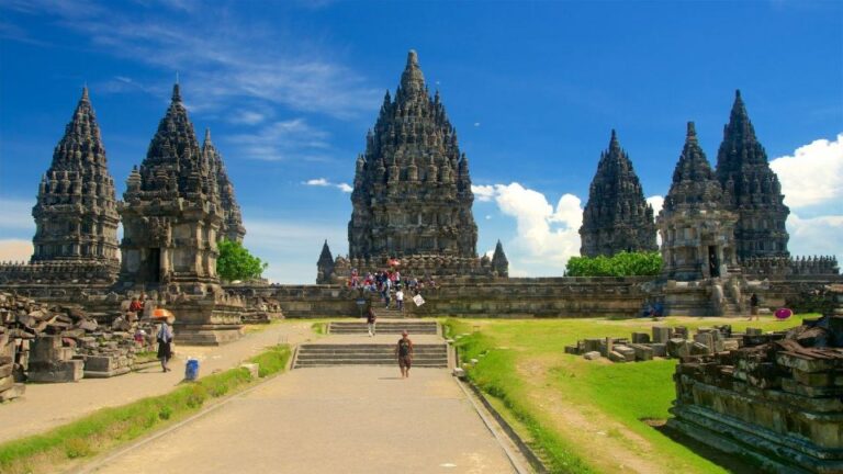 Prambanan Cycling and Temple Tour With Transfer