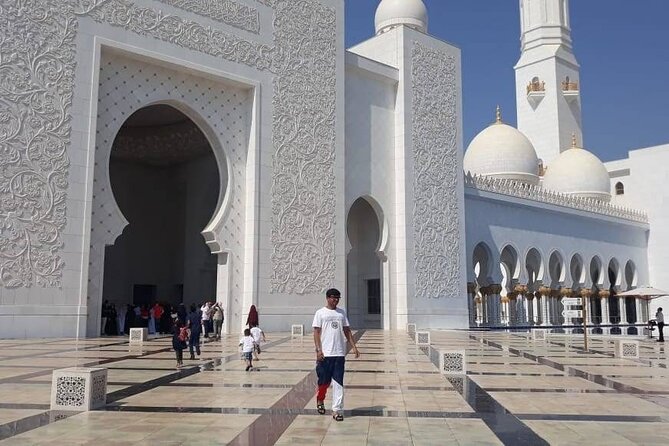 Premium Half Day Abudhabi Grand Mosque Tour From Dubai