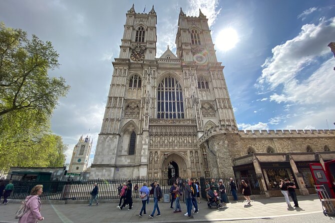 Priority Access Tour of Westminster Abbey With London Eye Option