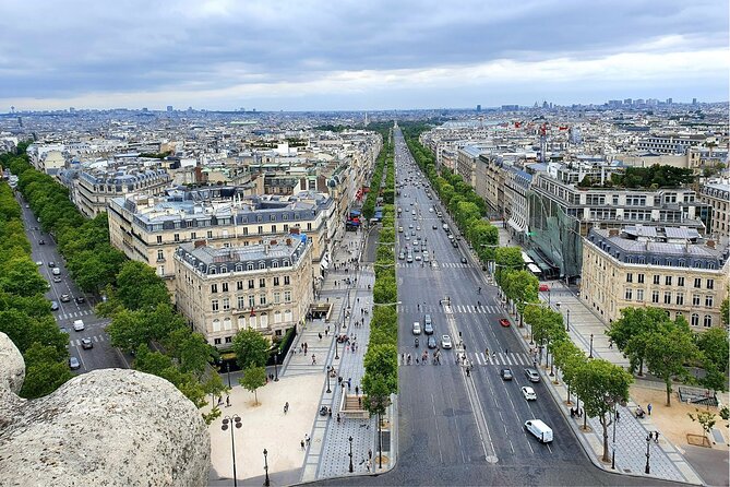 Priority Pass to Arc De Triomphe Rooftop & Seine Cruise