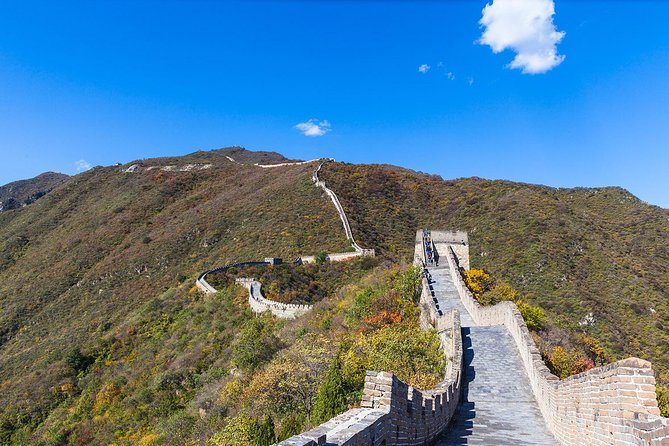 Private 1-Day Great Wall of China Tour to Juyongguan Pass, Badaling & Mutianyu