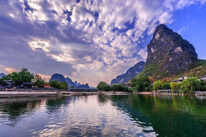Private 1-Day Guilin Tour Including Elephant Trunk Hill And Reed Flute Cave