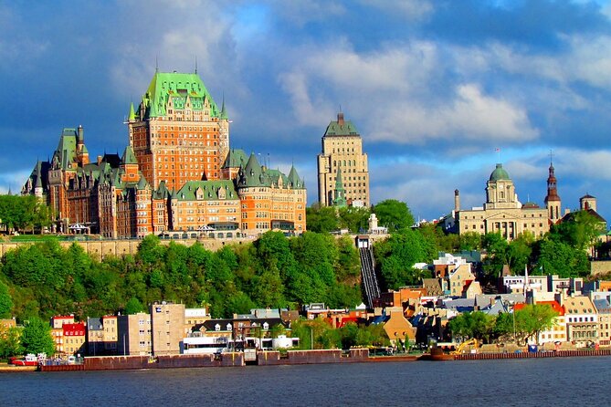 Private 3-Hour City Tour of Quebec With Driver and Guide – Hotel Pick up
