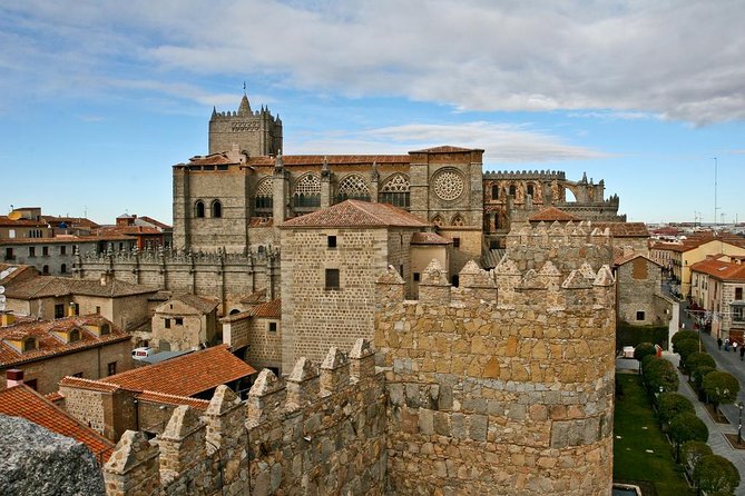 Private 3-Hour Walking Tour of Avila With Official Tour Guide - Landmarks to Visit