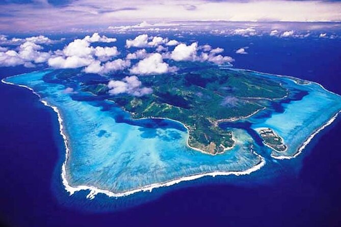 Private 30-Minute Flight Downwind of Huahine