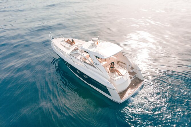 Private 4h Half-Day Luxury Boat Trip From Puerto Banus, Marbella