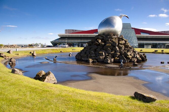 Private Airport Transfer (Round-trip) Keflavik – Reykjavik