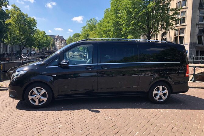 Private Airport Transfer Schiphol Airport to Amsterdam
