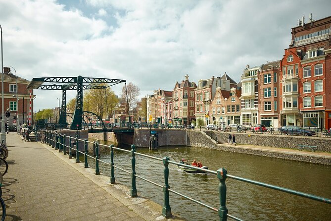 Private Amsterdam Photography Tour of Hidden Gems East